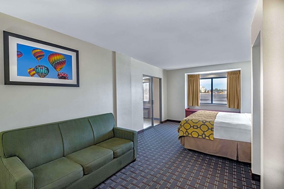 Baymont by Wyndham Farmington