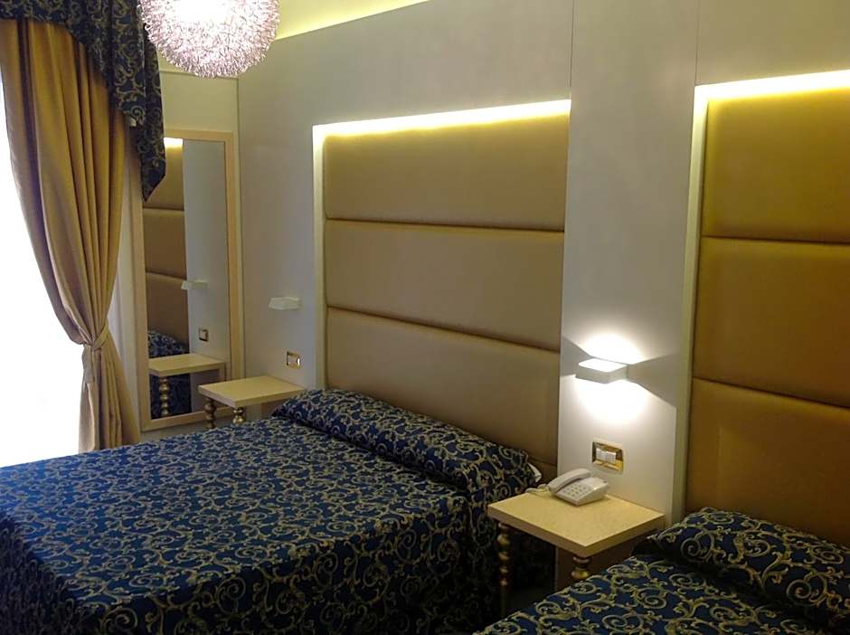 Hotel Ambassador