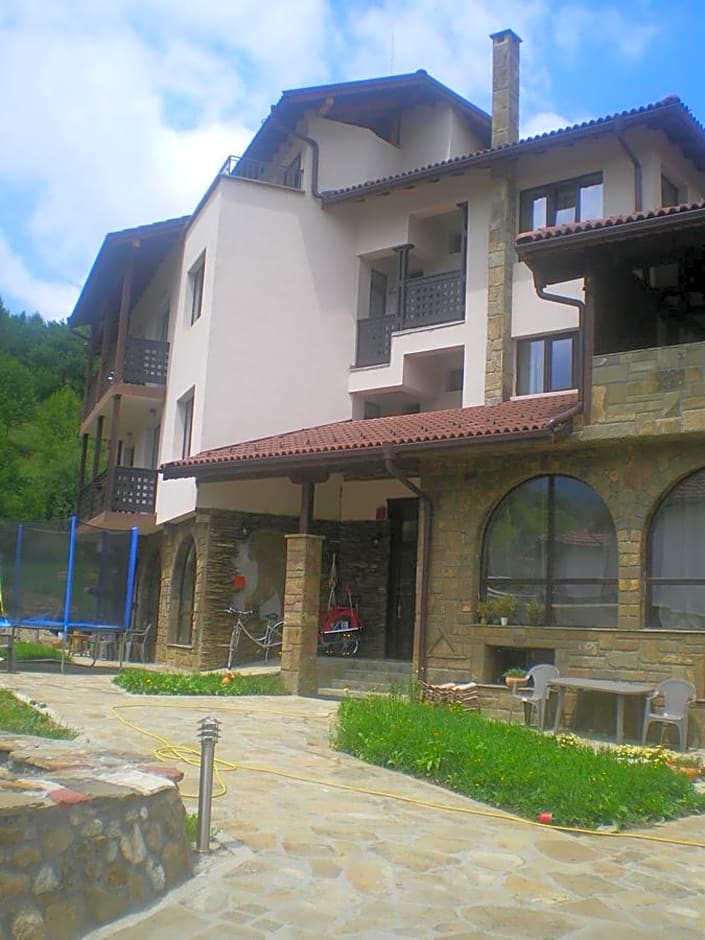Family Hotel Balkana