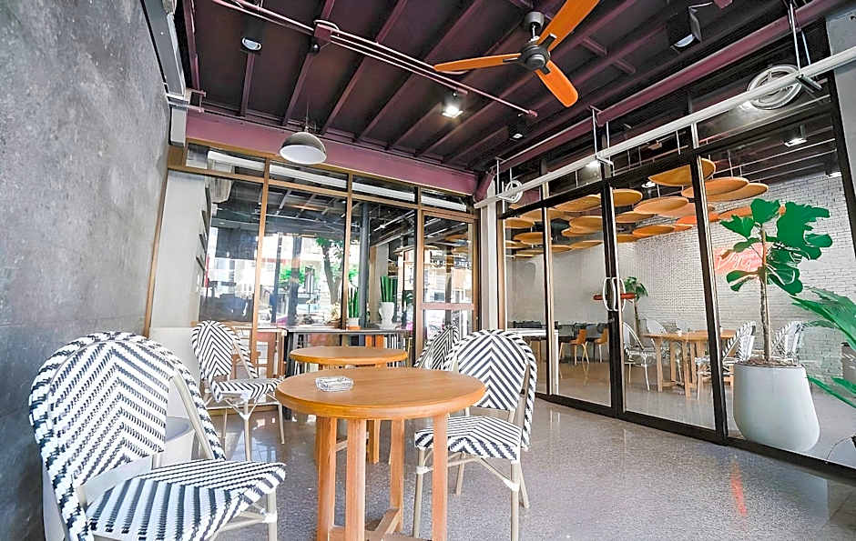 7 Days Premium Hotel at Icon Siam Station