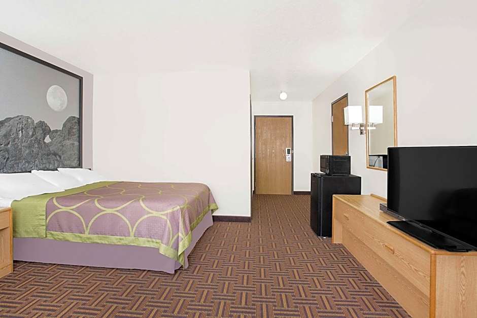 Foto 1 van 5 van 1 Queen Bed, Mobility Accessible, Nonsmoking