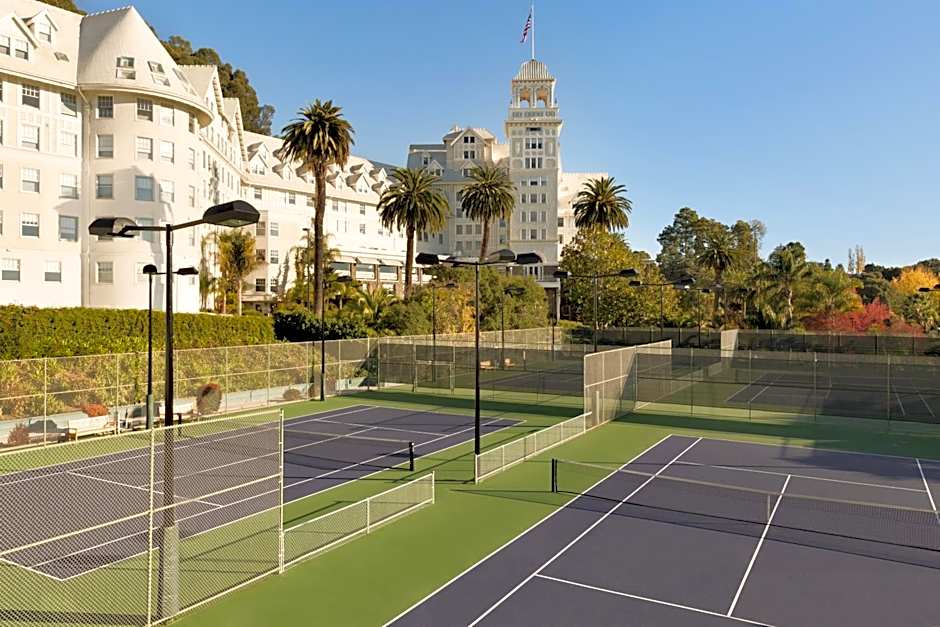 Claremont Resort & Club