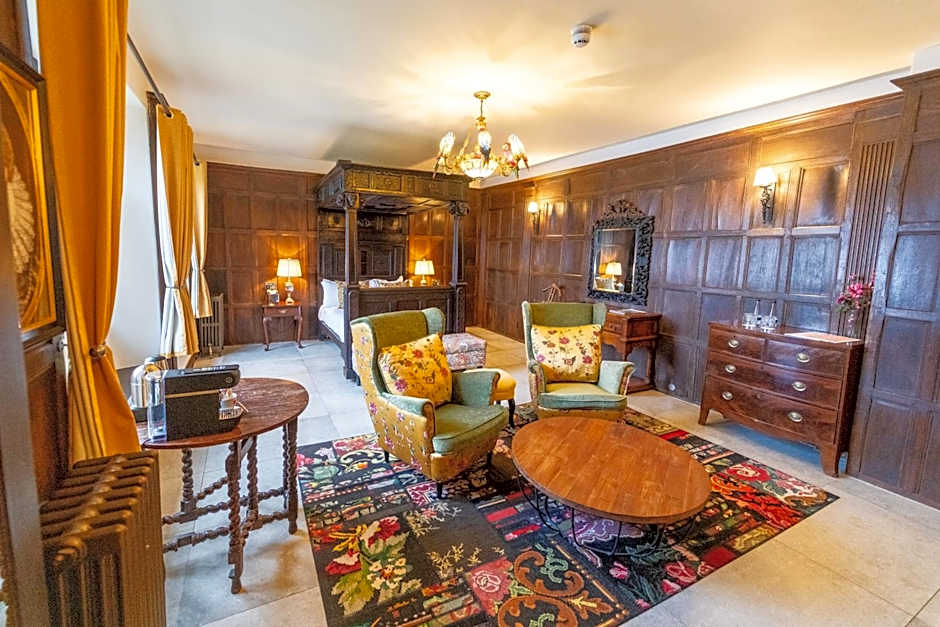 The Manor Country House Hotel