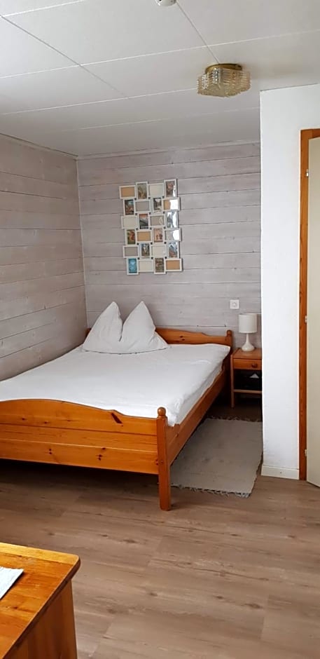 Gasthof Schoenegg B&B