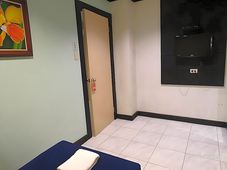 Davao Royal Suites and Residences