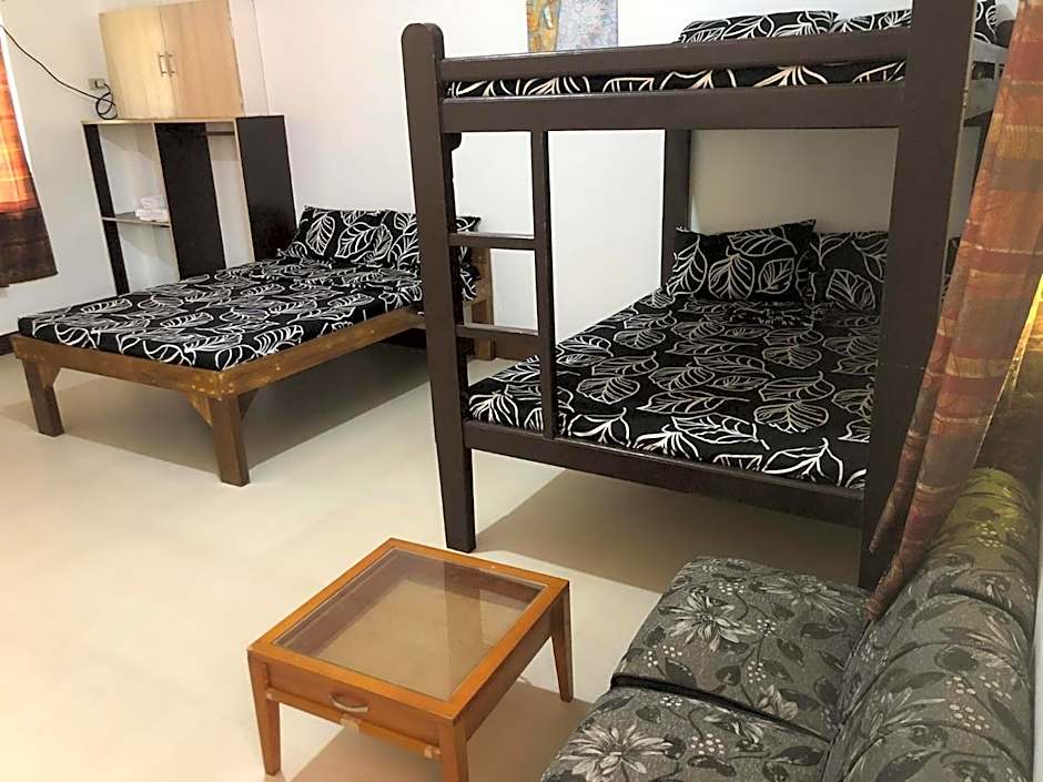 CASA BOLO IN ALAMINOS with HIDDEN WHITE BEACH near 100 Islands