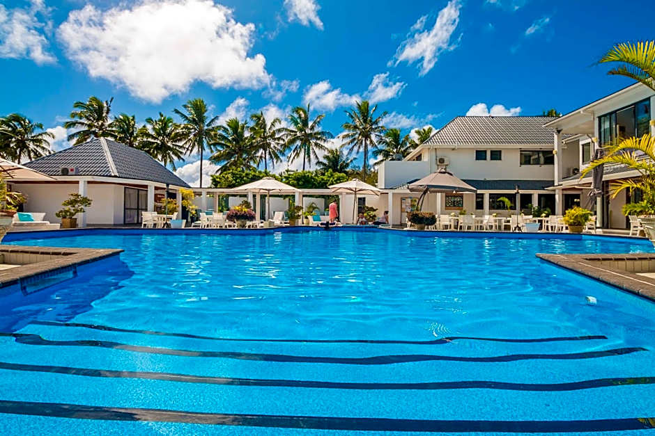 Muri Beach Club Hotel