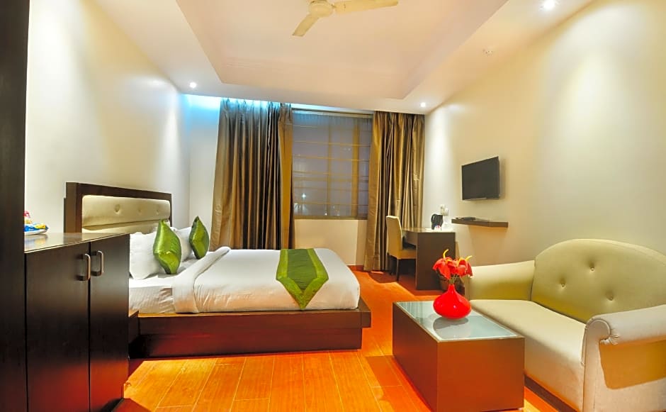 Hotel Aura @ Airport