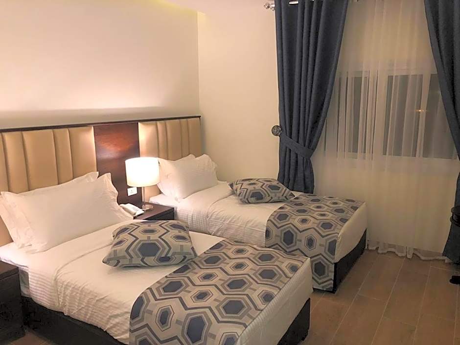 Petra Heart Hotel