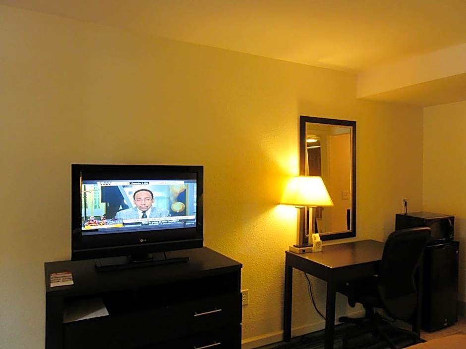 Super 8 by Wyndham Augusta