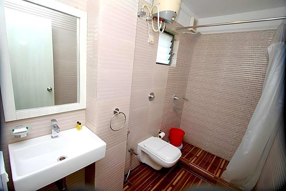 Hotel Crestwood