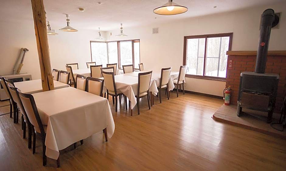 Annupuri Mountain View Lodge