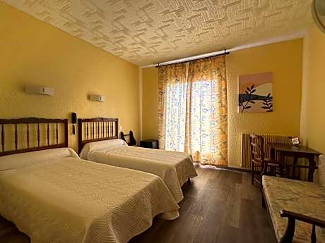 Superior Double or Twin Room with Sea View
