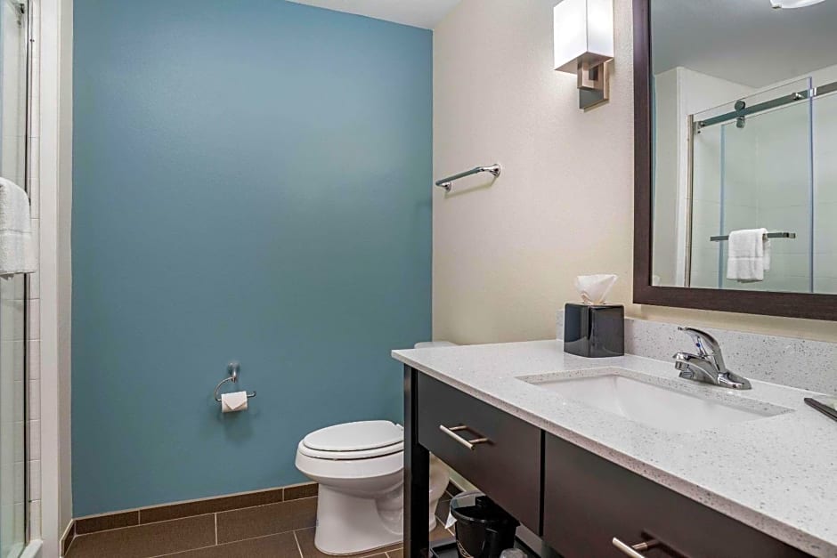 Sleep Inn & Suites