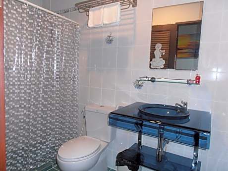 Large Double or Twin Room