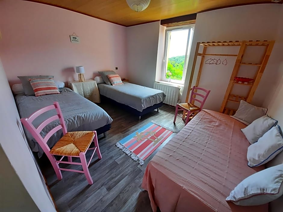 Le Logis des 3 Coeurs chambre Aeiou