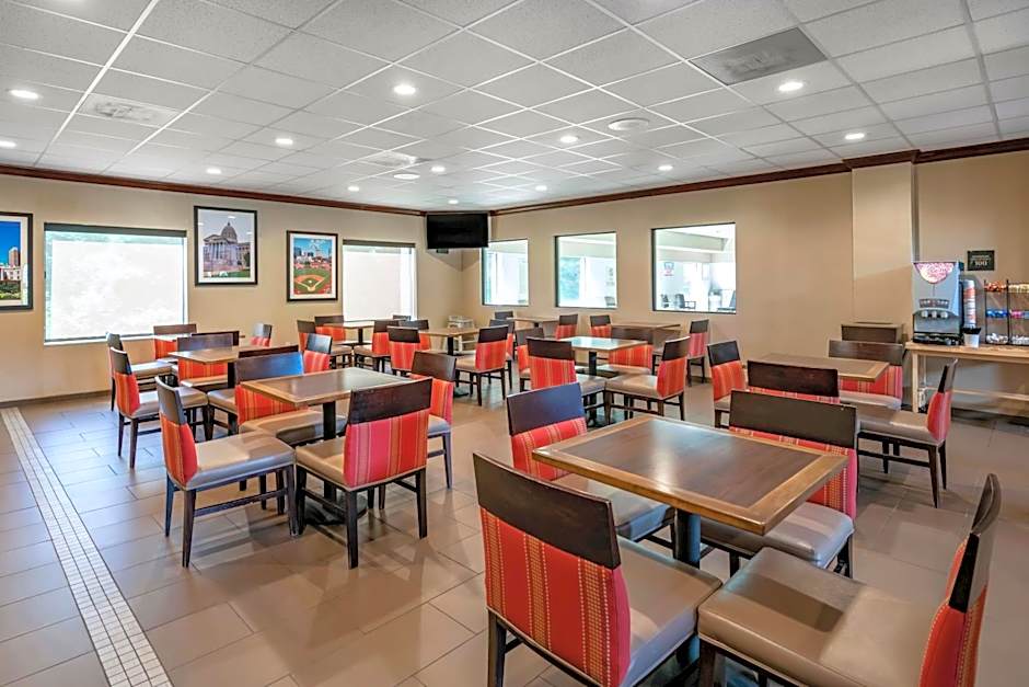 Comfort Inn & Suites St Louis-O'Fallon