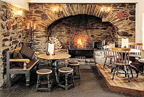 The Falls Of Dochart Inn