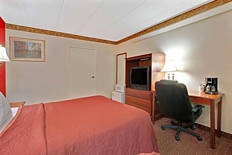 Queen Room - Non-Smoking