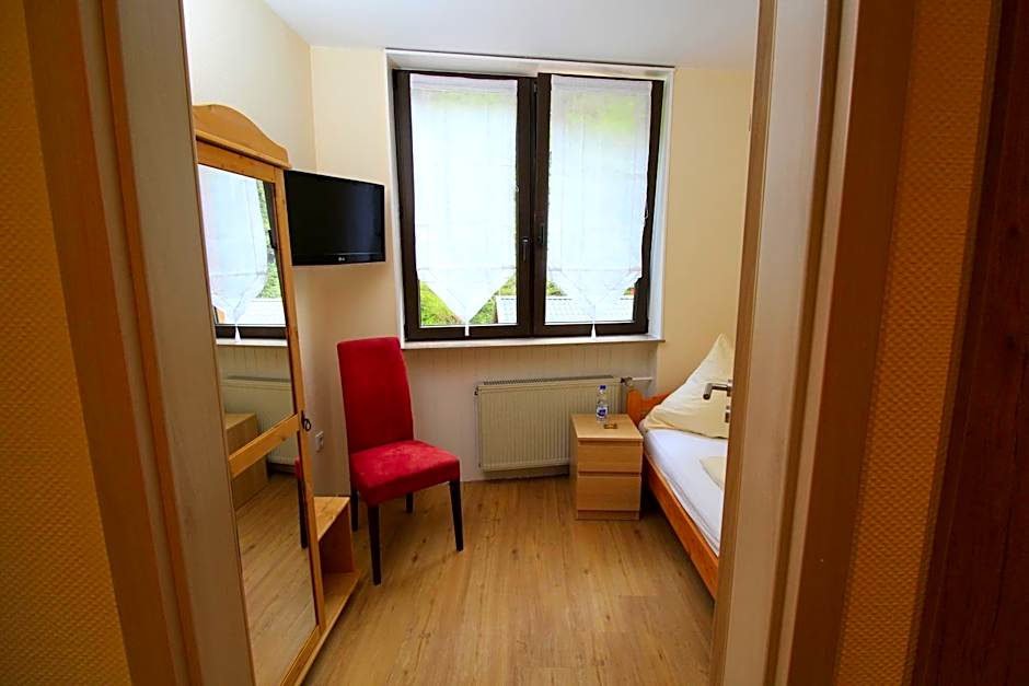 Waldhotel Albachmühle mit Albacher Stuben