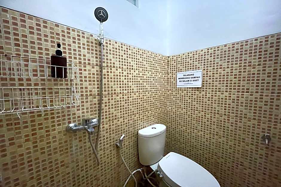 RedDoorz @ Pataruman Garut