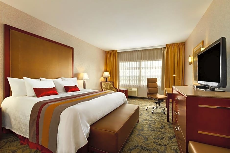 Poco Inn and Suites Hotel and Conference Center