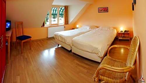 Hotel Aux Massotais