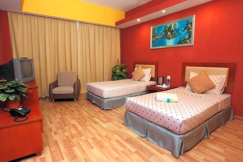 Mayres Hotel