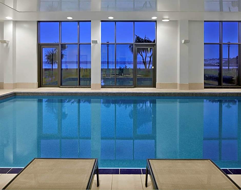 Radisson Blu Waterfront Hotel, Jersey