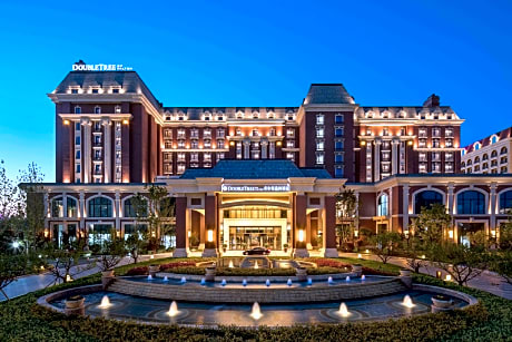 DoubleTree by Hilton Qingdao Oriental Movie Metropolis