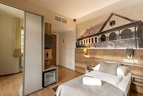 Comfort Single Room