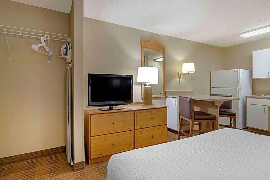 Extended Stay America Select Suites - Denver - Cherry Creek