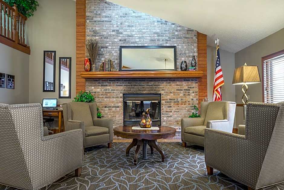 AmericInn by Wyndham Hutchinson