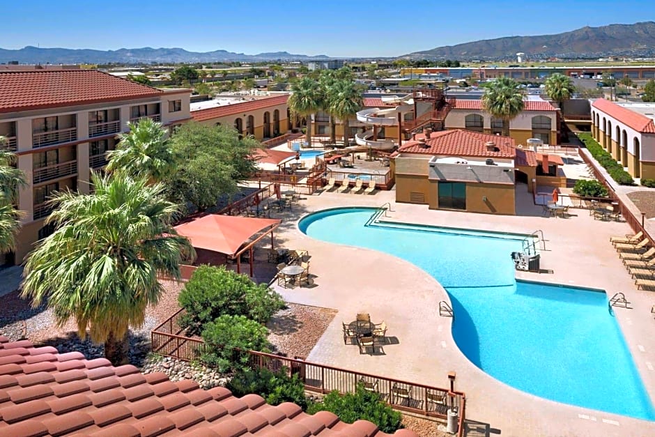 Wyndham El Paso Airport and Water Park