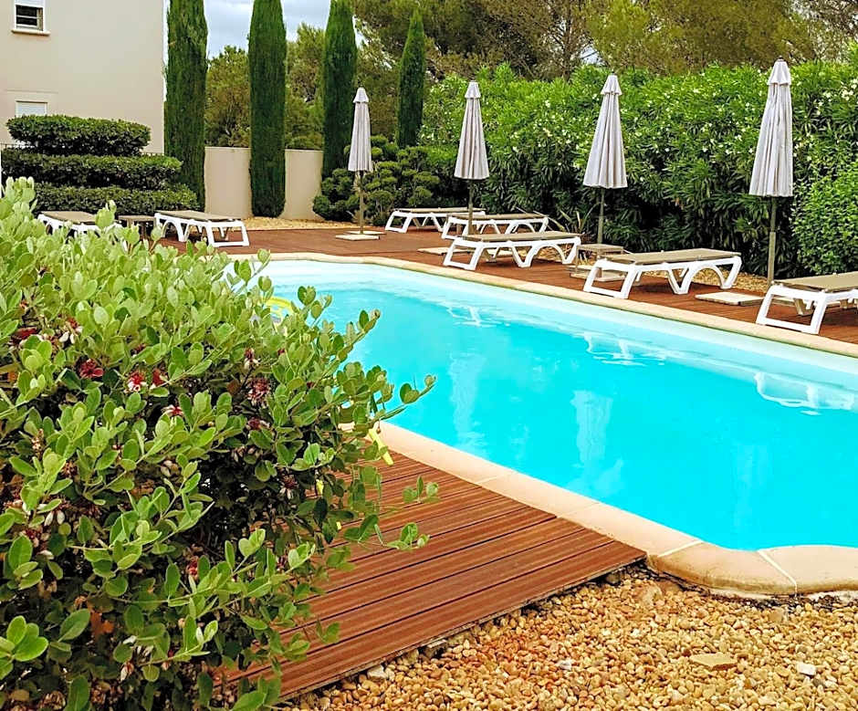 Patio De Violette