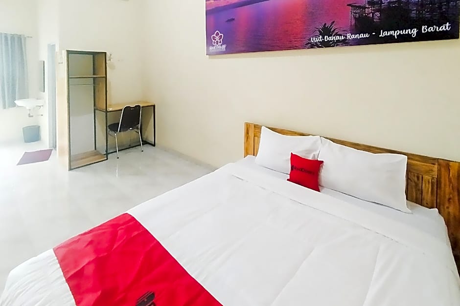 RedDoorz Syariah @ Shakira Alesha Enggal