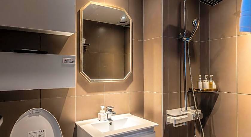 Hotel The Grang Jungmun