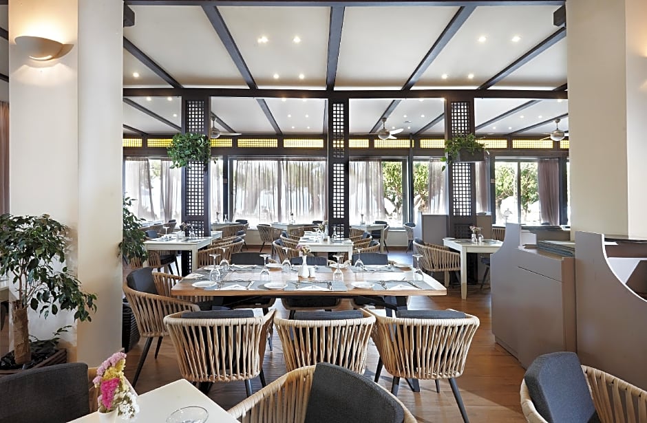 Giannoulis Santa Marina Beach Hotel - All Inclusive