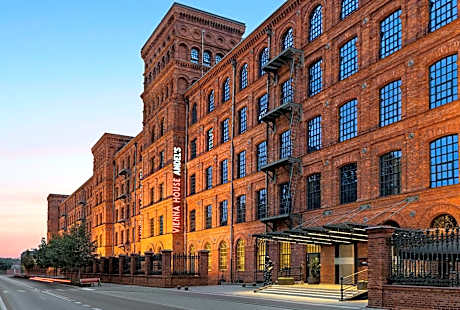 Vienna House by Wyndham Andel's Lodz