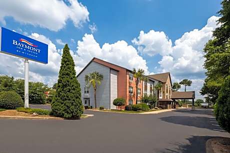 Baymont Inn & Suites by Wyndham Morrow/Atlanta I-75 South
