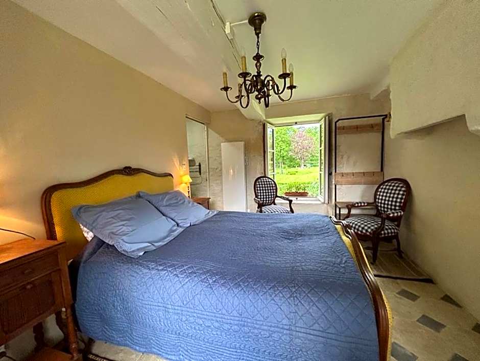 Zdjęcie 1 z 15 — 1 Bedroom Suite