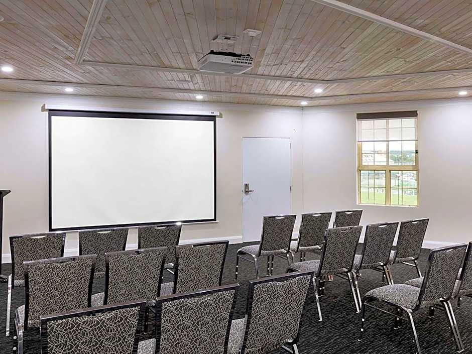 Mercure Goulburn