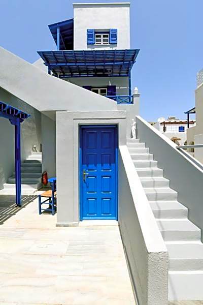 Lunar Santorini Hotel