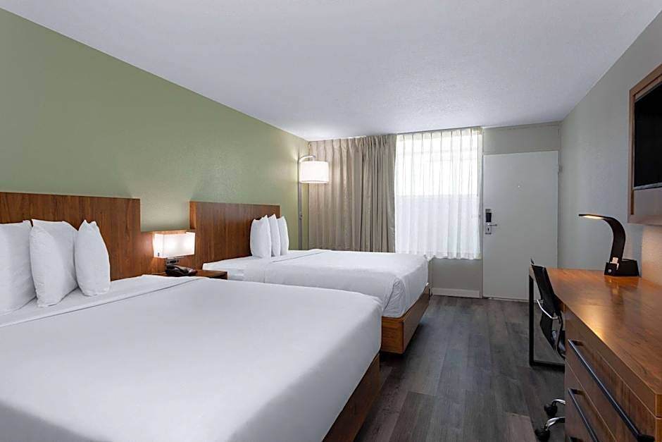 Ramada by Wyndham Altamonte Springs