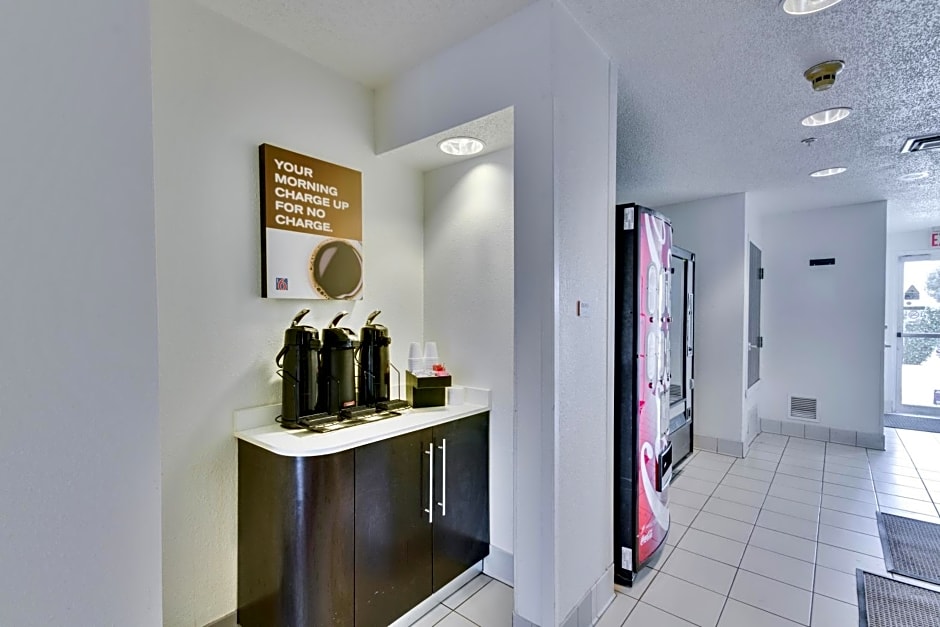 Motel 6 Dallas - Lewisville