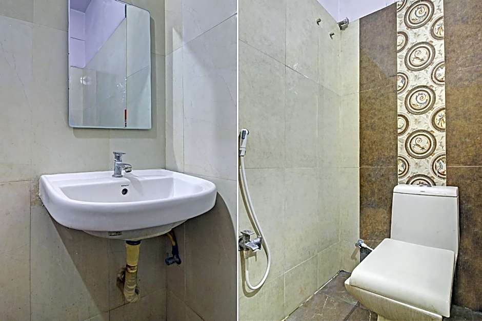 OYO 6651 Hotel Srujana Stay Inn