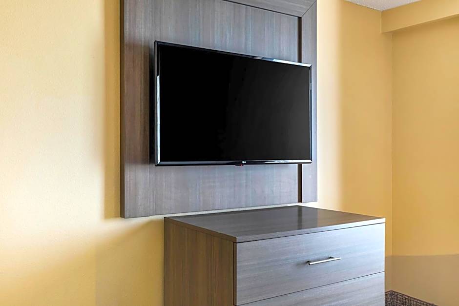 Comfort Suites Dfw Airport