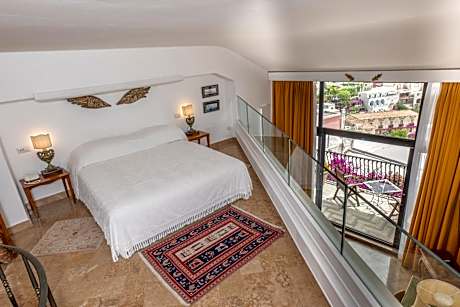 Queen Suite with Sea View