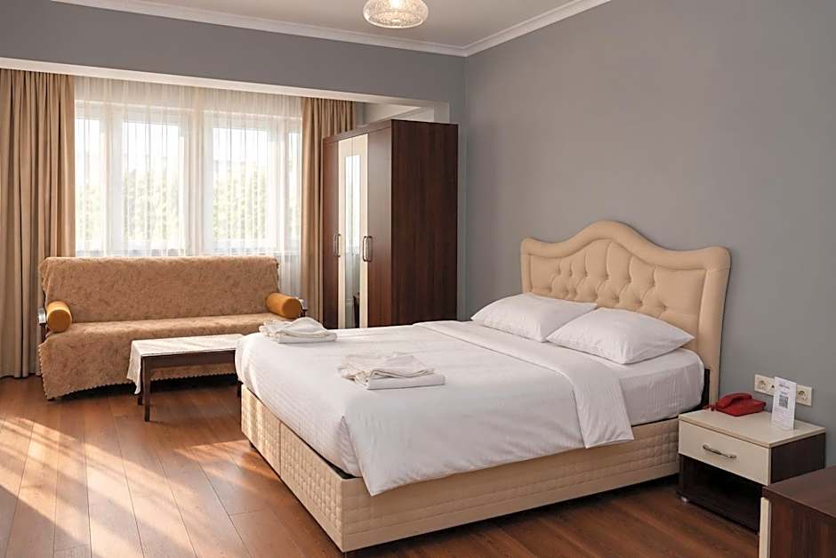 Grand Koru Hotel Beach