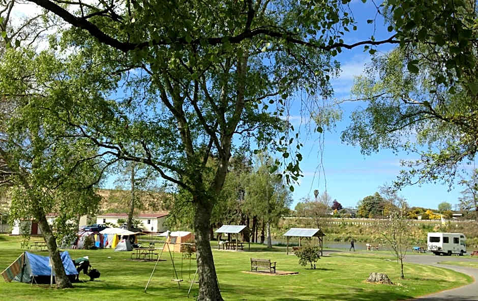 Whanganui River Top 10 Holiday Park
